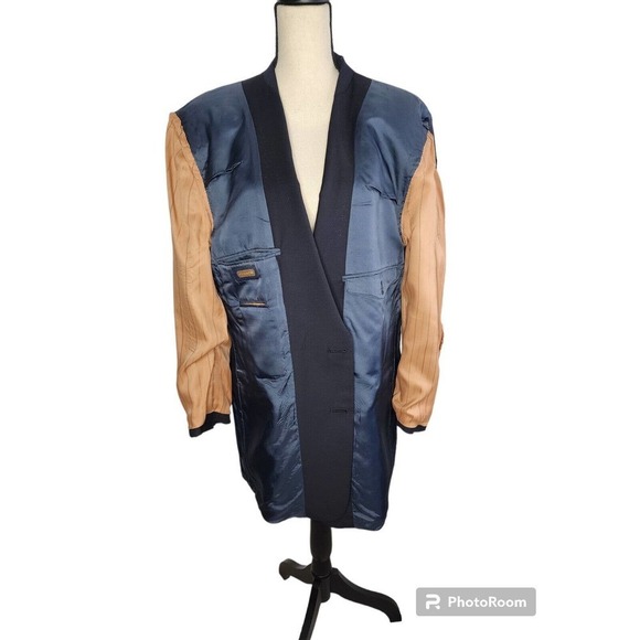 COACH 2 Button Jacket Sport Coat Navy Blue Mens Size 44R Wool Authentic USA Made - Picture 4 of 13